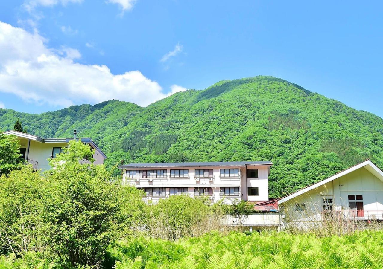 筋肉と自然と遊ぶ宿 田島館 Takayama  Exterior photo